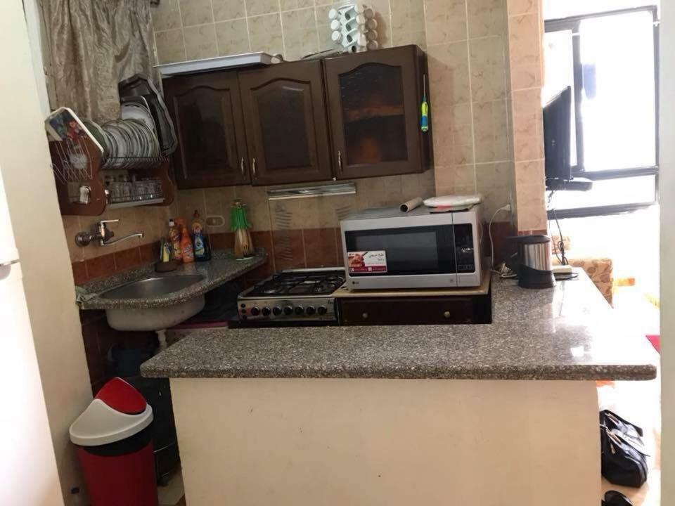 Cozy New 2 Bd Amazing Beach View Next To Hilton Hotel Family Only !العائلات فقط Александрія Екстер'єр фото